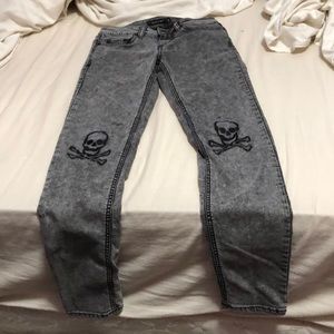 Blackheart Skull embroidered jeans